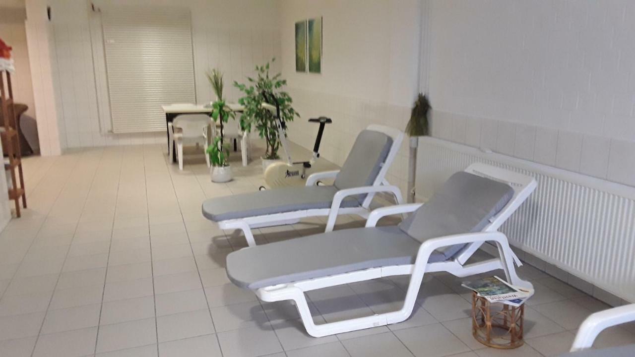 Cordes, Apartment 1 모네시 외부 사진